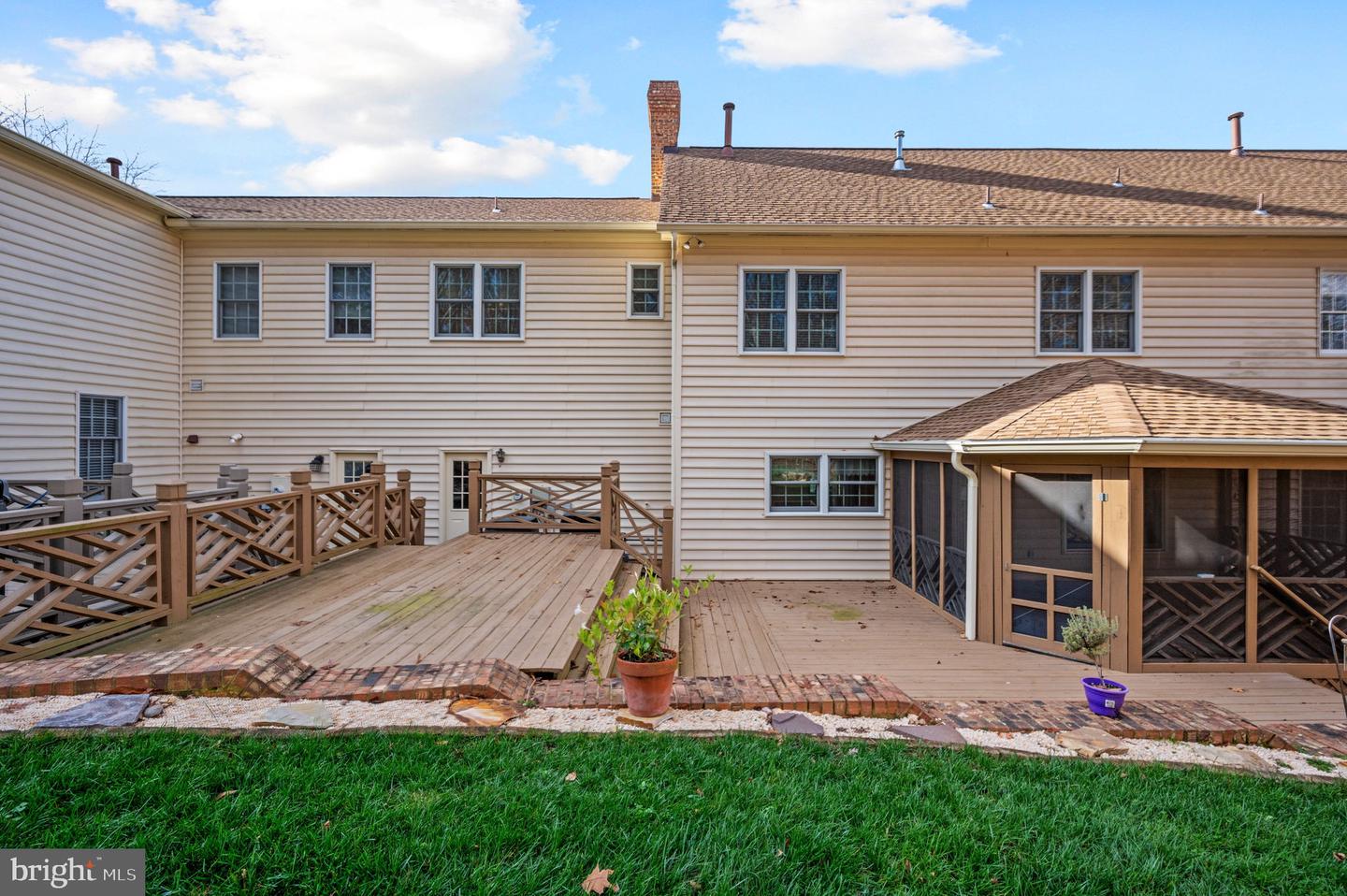 10111 Blandfield Ln