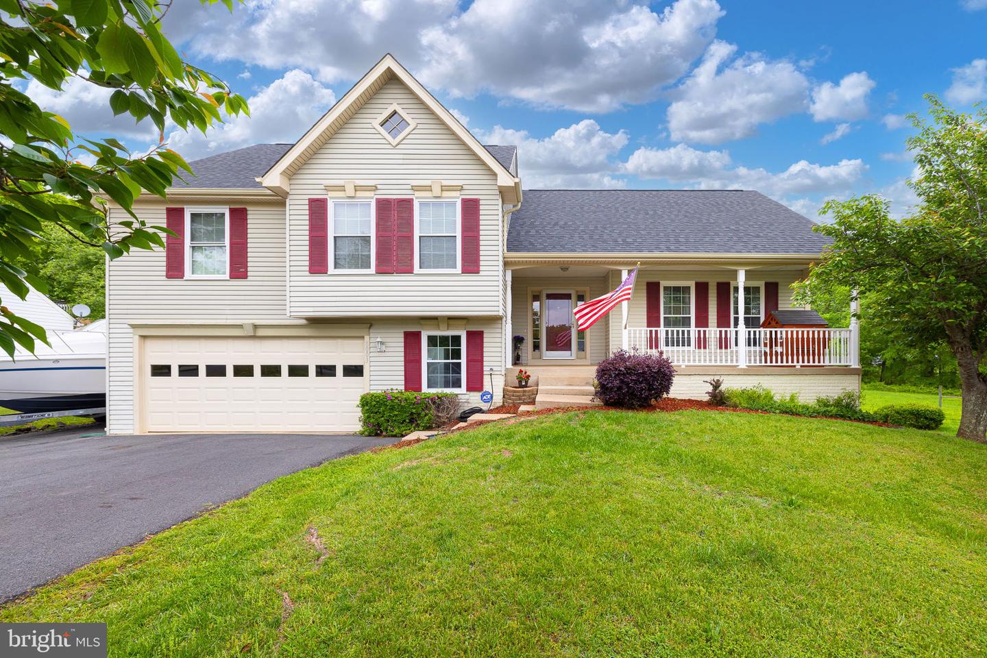 8003 Blossom Wood Ct