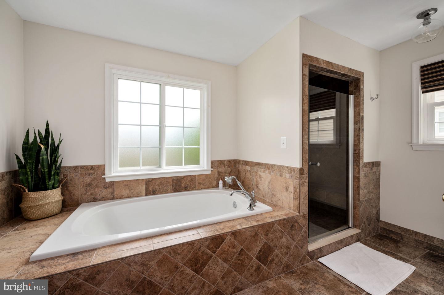 5507 Heritage Hills Cir