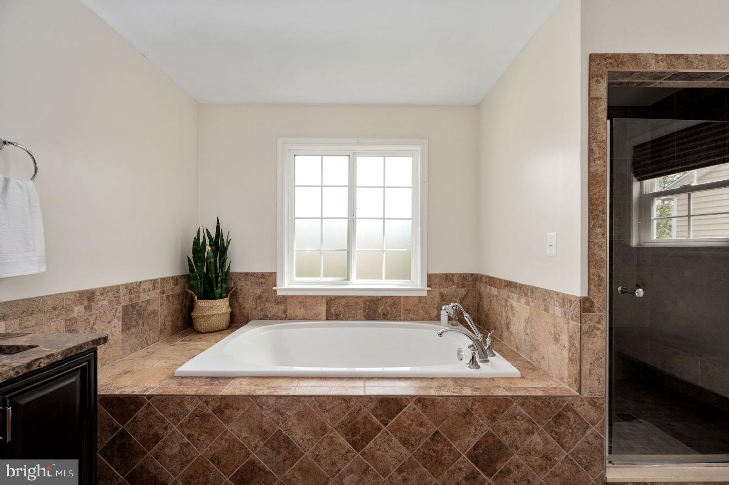 5507 Heritage Hills Cir