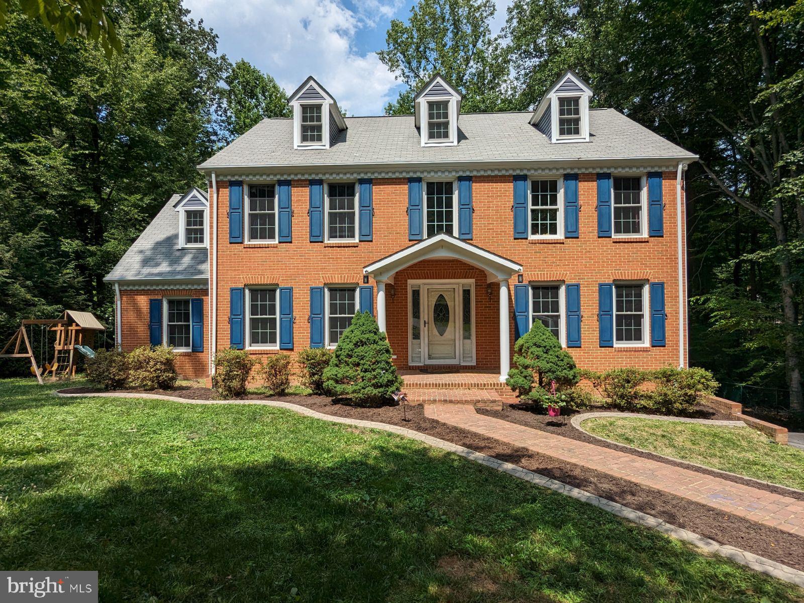 8001 Beau Ct