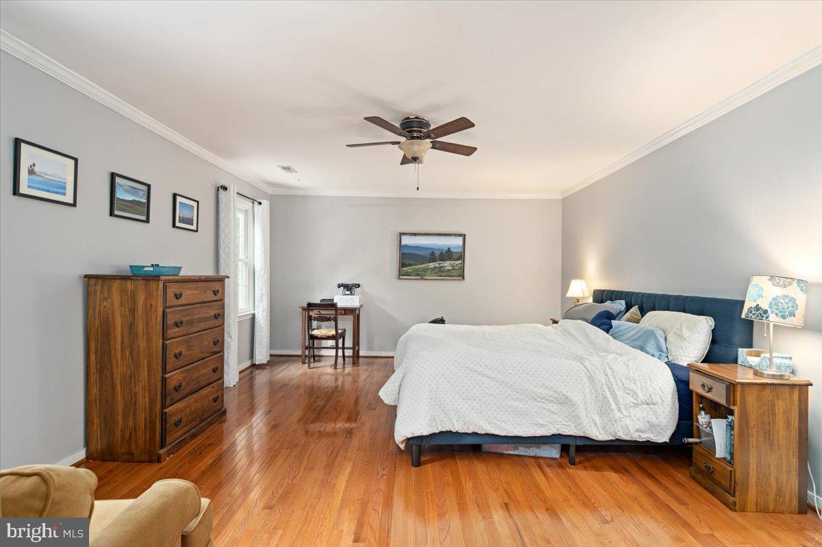 8001 Beau Ct
