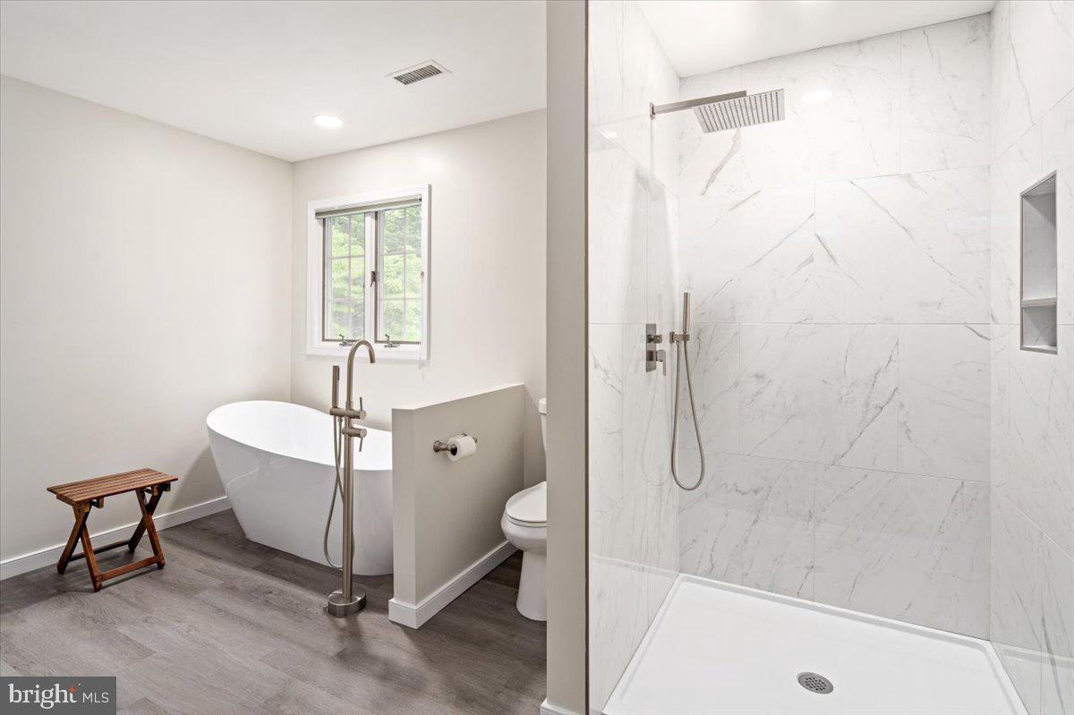 8001 Beau Ct
