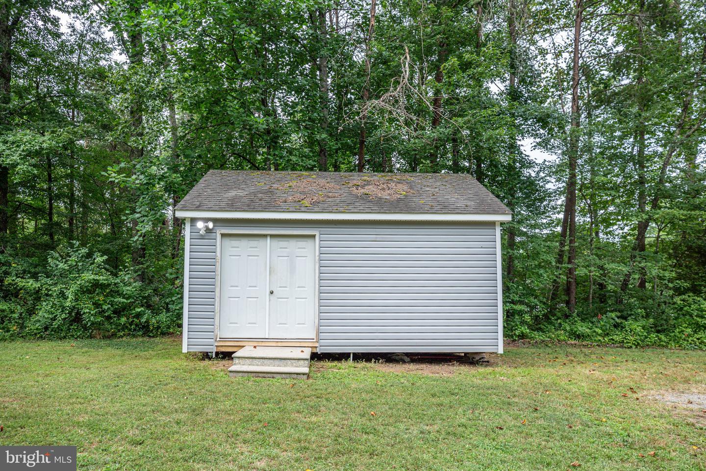 10400 Landon Ln
