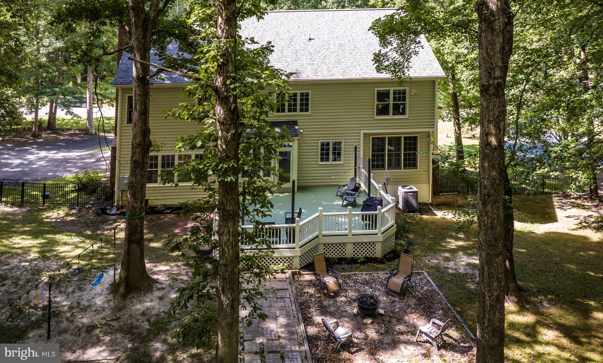 11811 Duck Cir