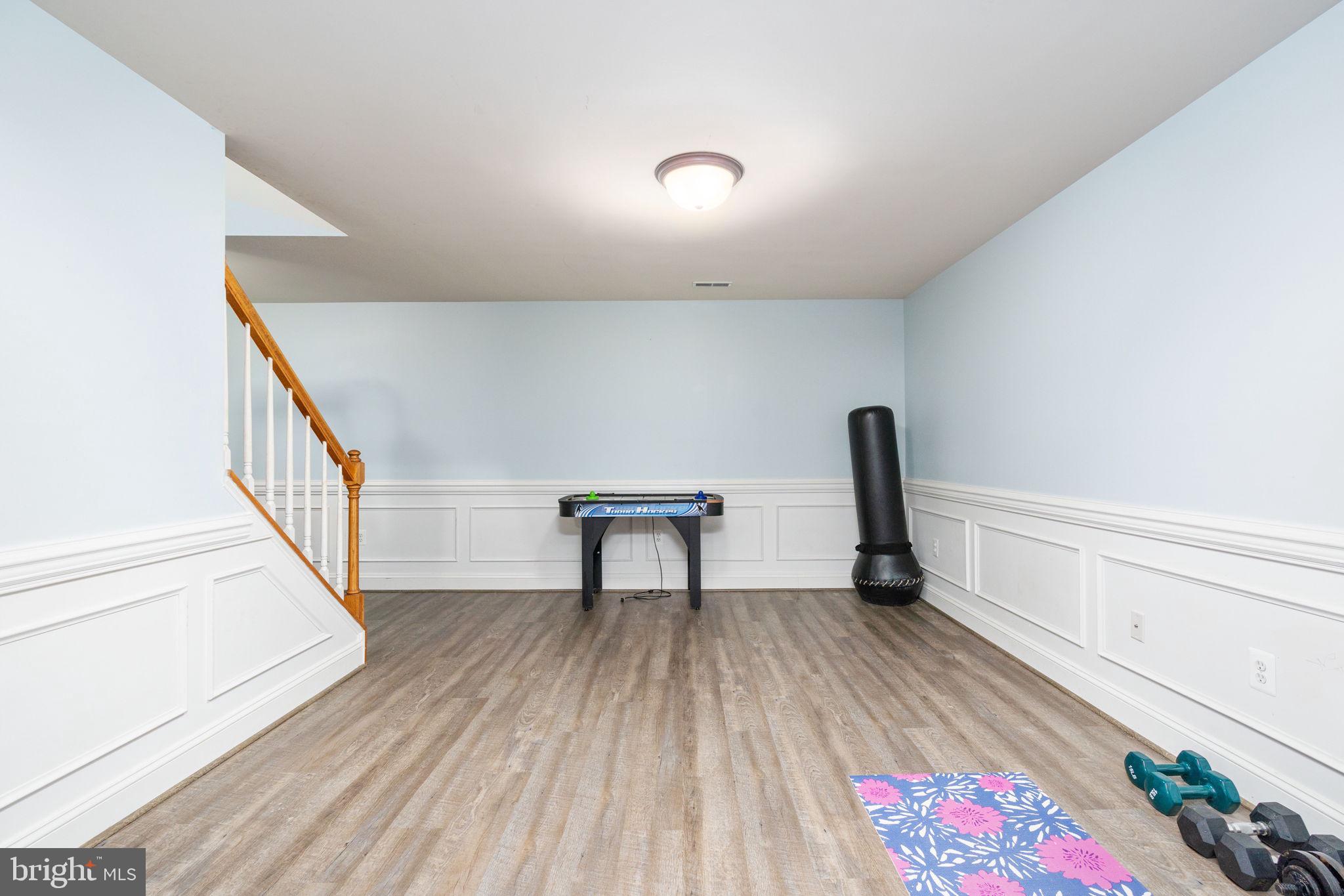 11811 Duck Cir