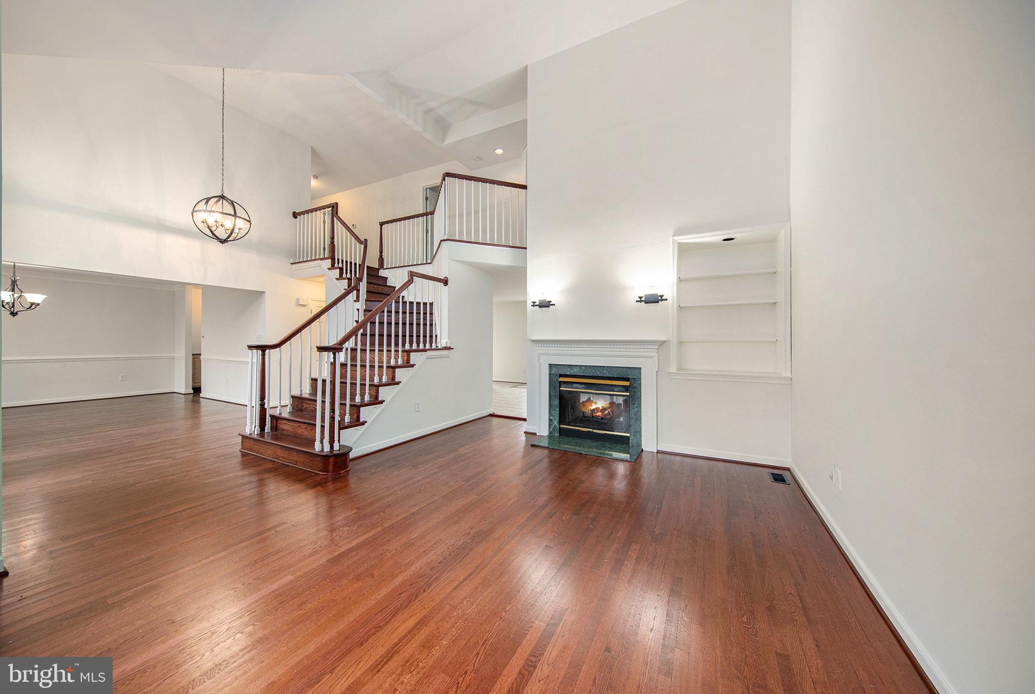 12312 Glade Dr
