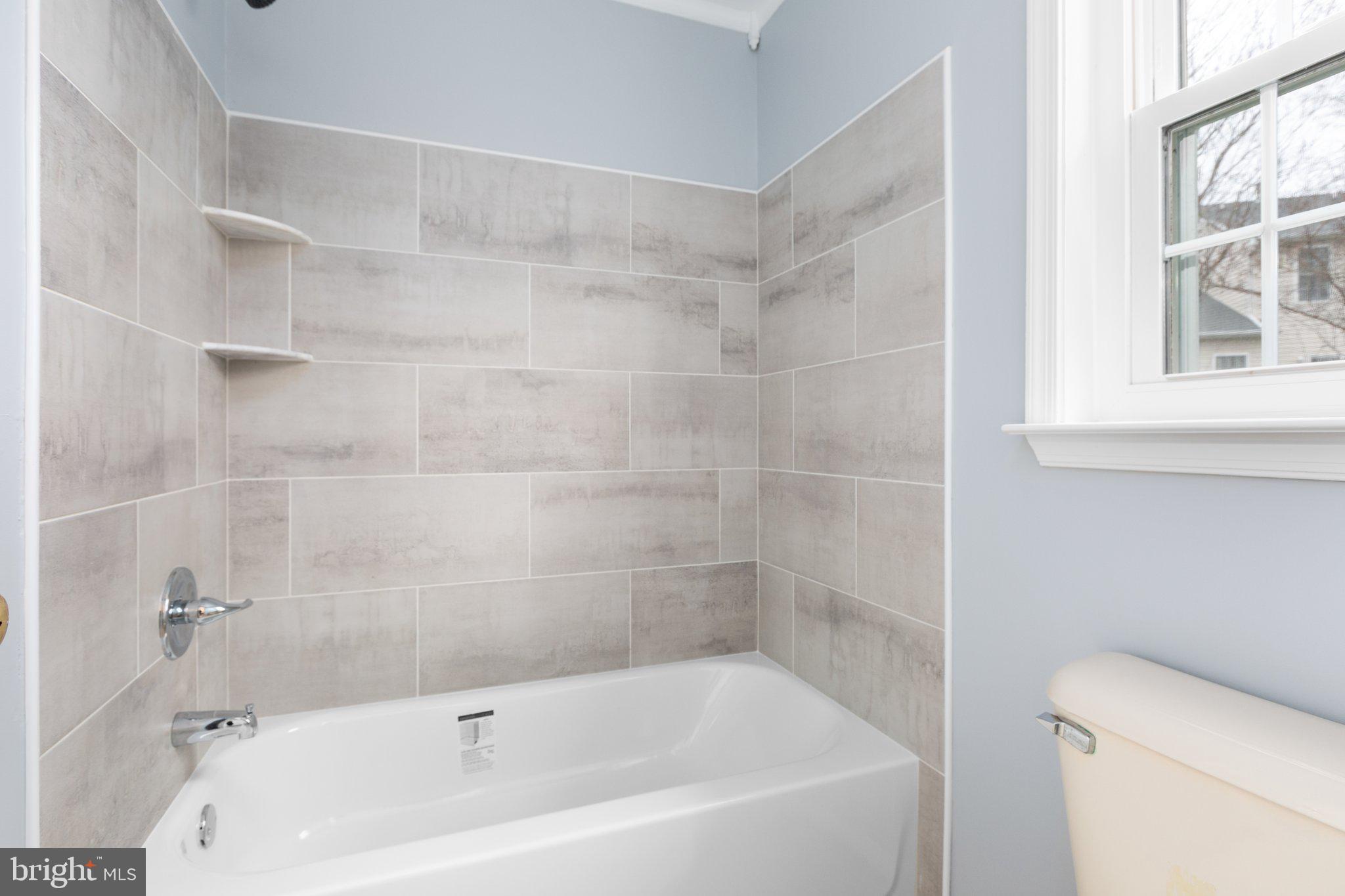 6811 ORCHID LANE