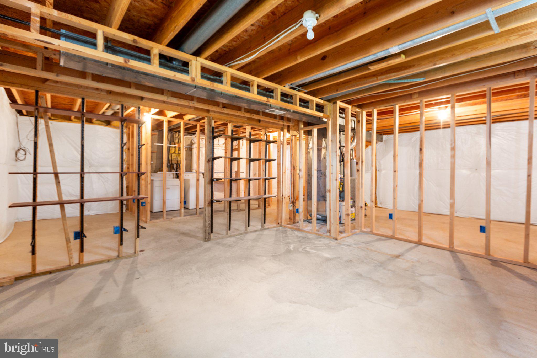 6811 ORCHID LANE