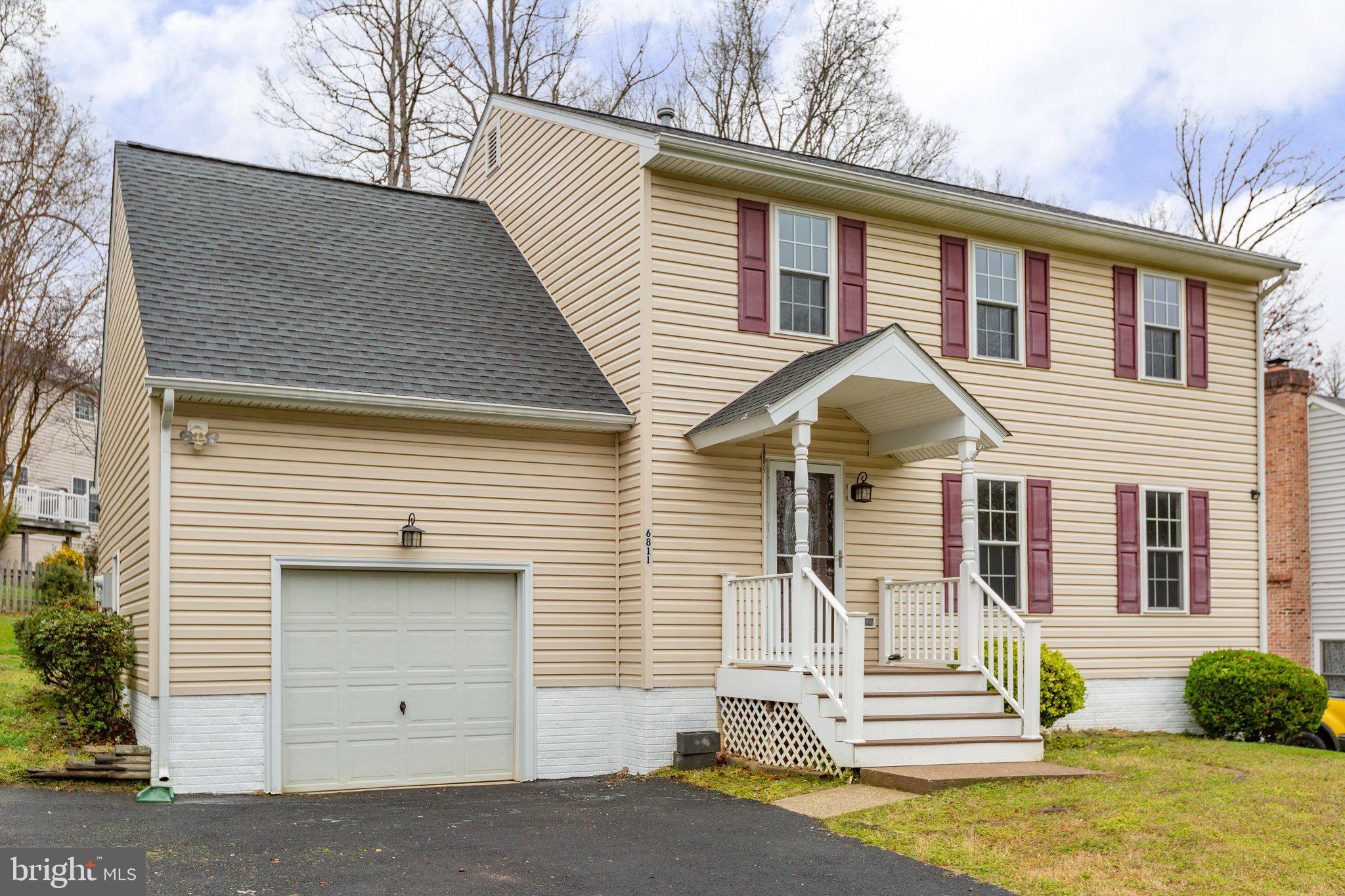 6811 ORCHID LANE