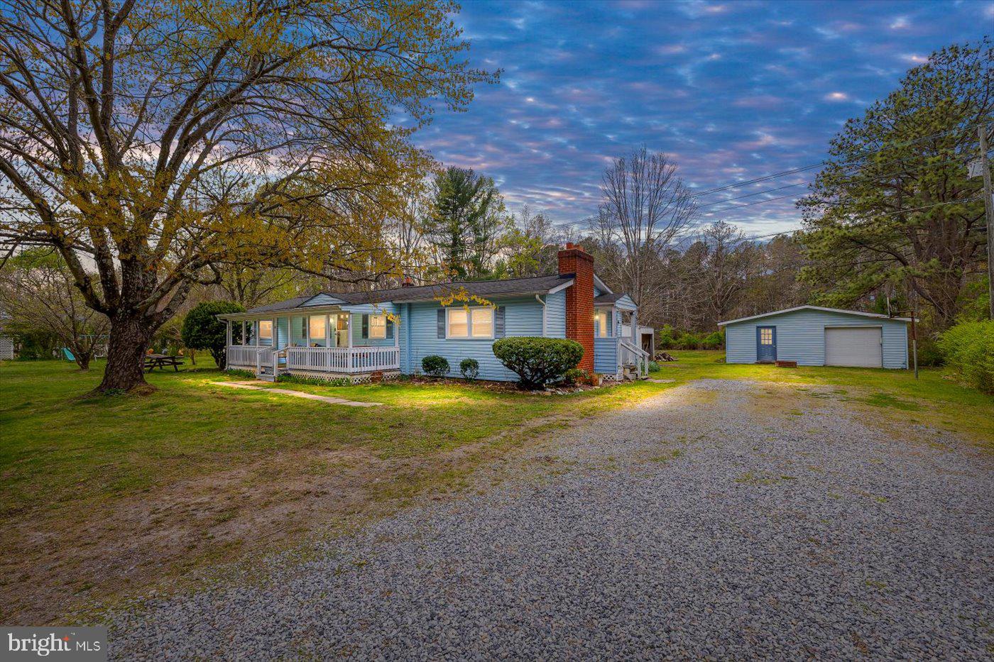 9816 Brock Rd