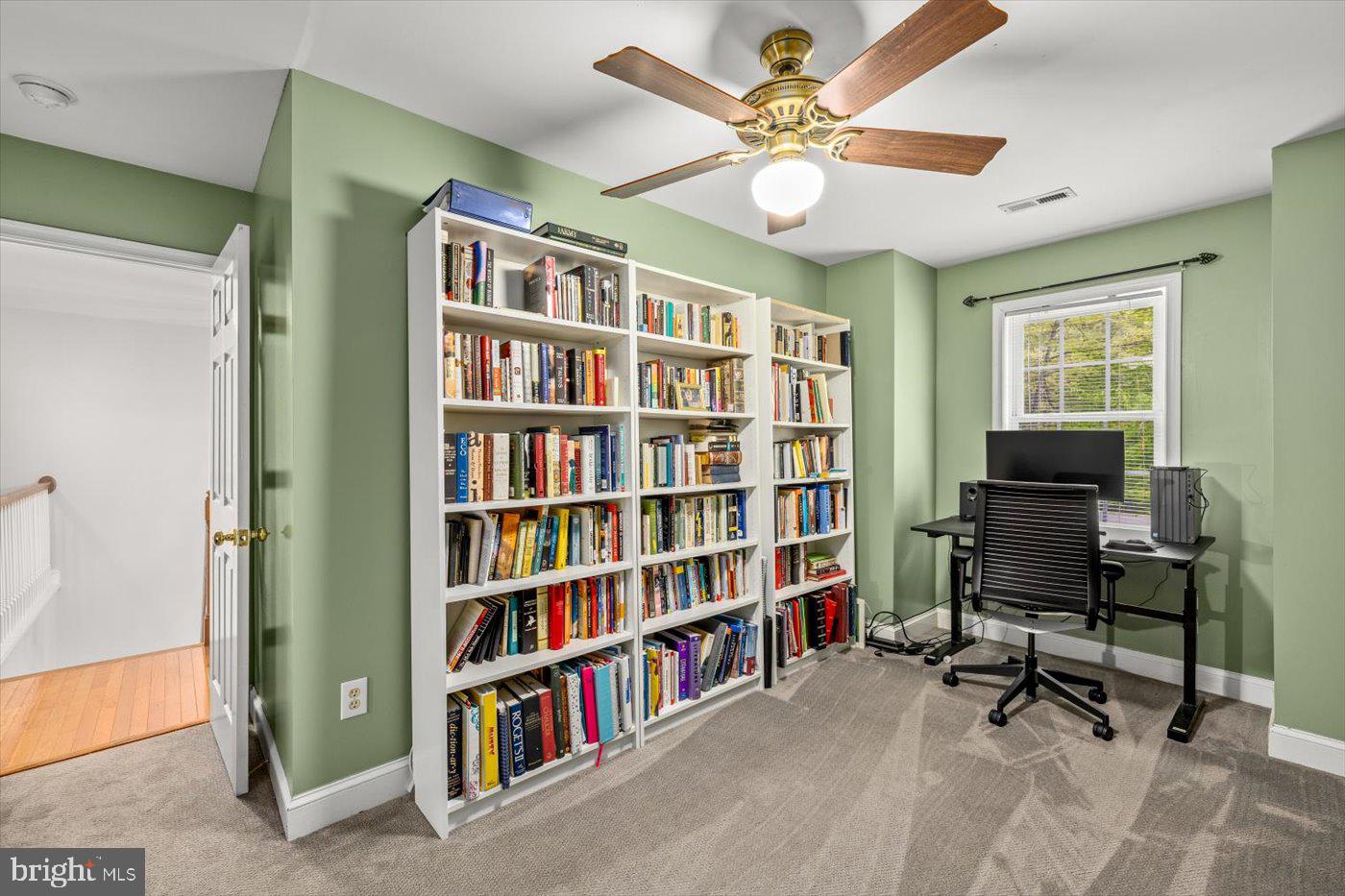 8013 PEMBROKE CIRCLE