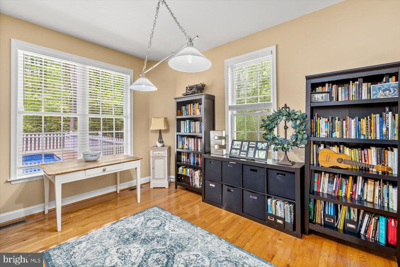 8013 PEMBROKE CIRCLE