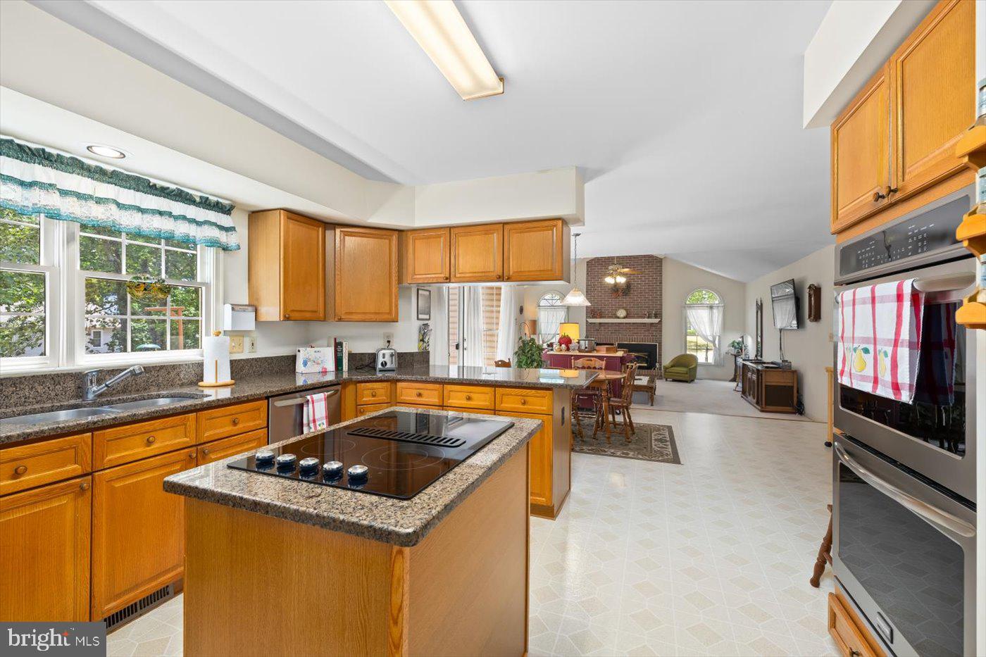 11705 Alton Ct