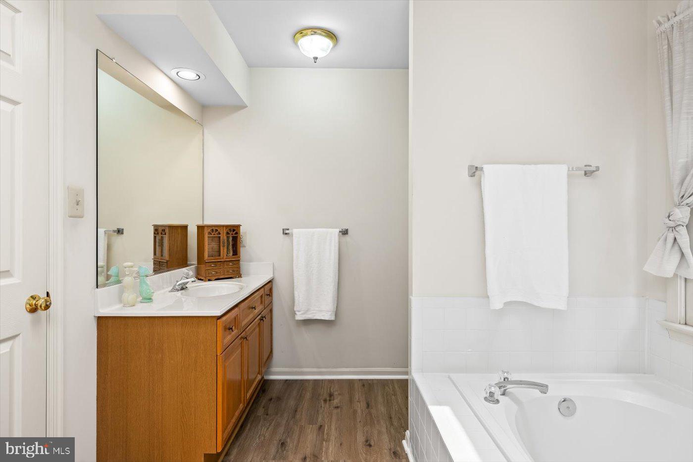 11705 Alton Ct