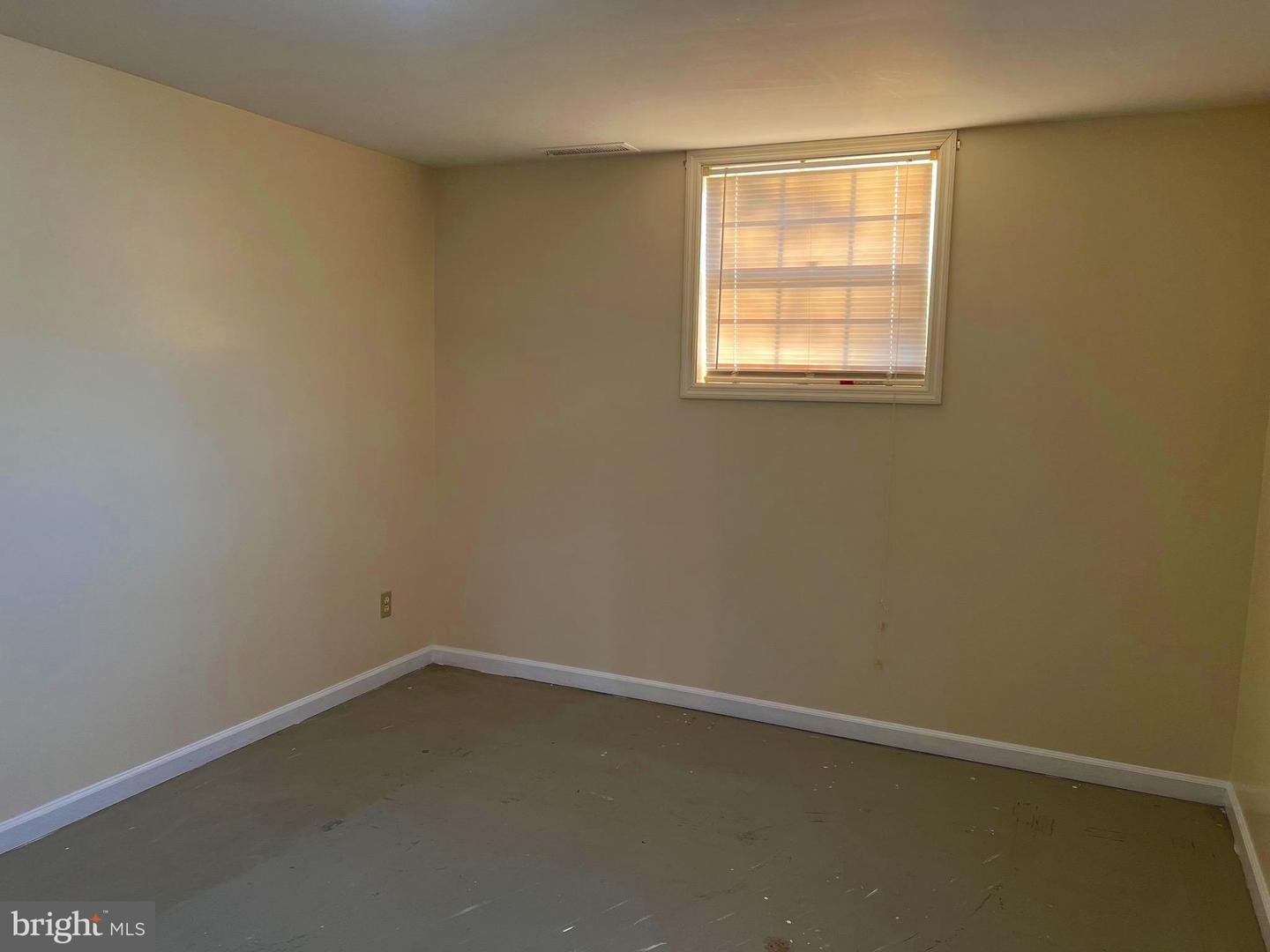 301 TULIP CIR