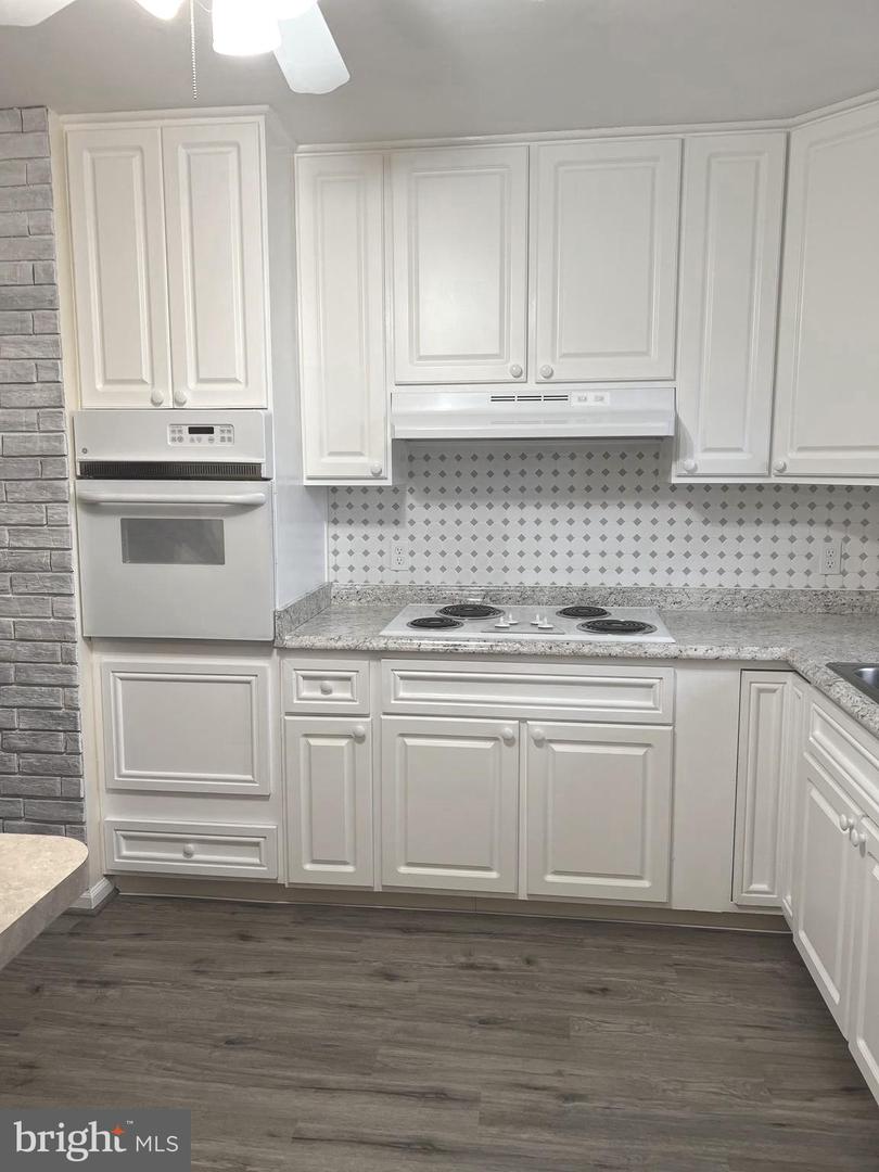 301 TULIP CIR
