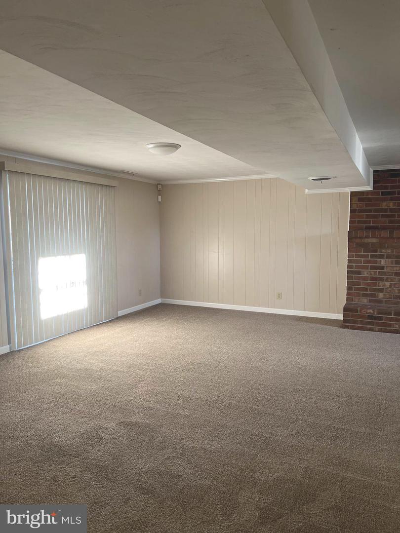 301 TULIP CIR