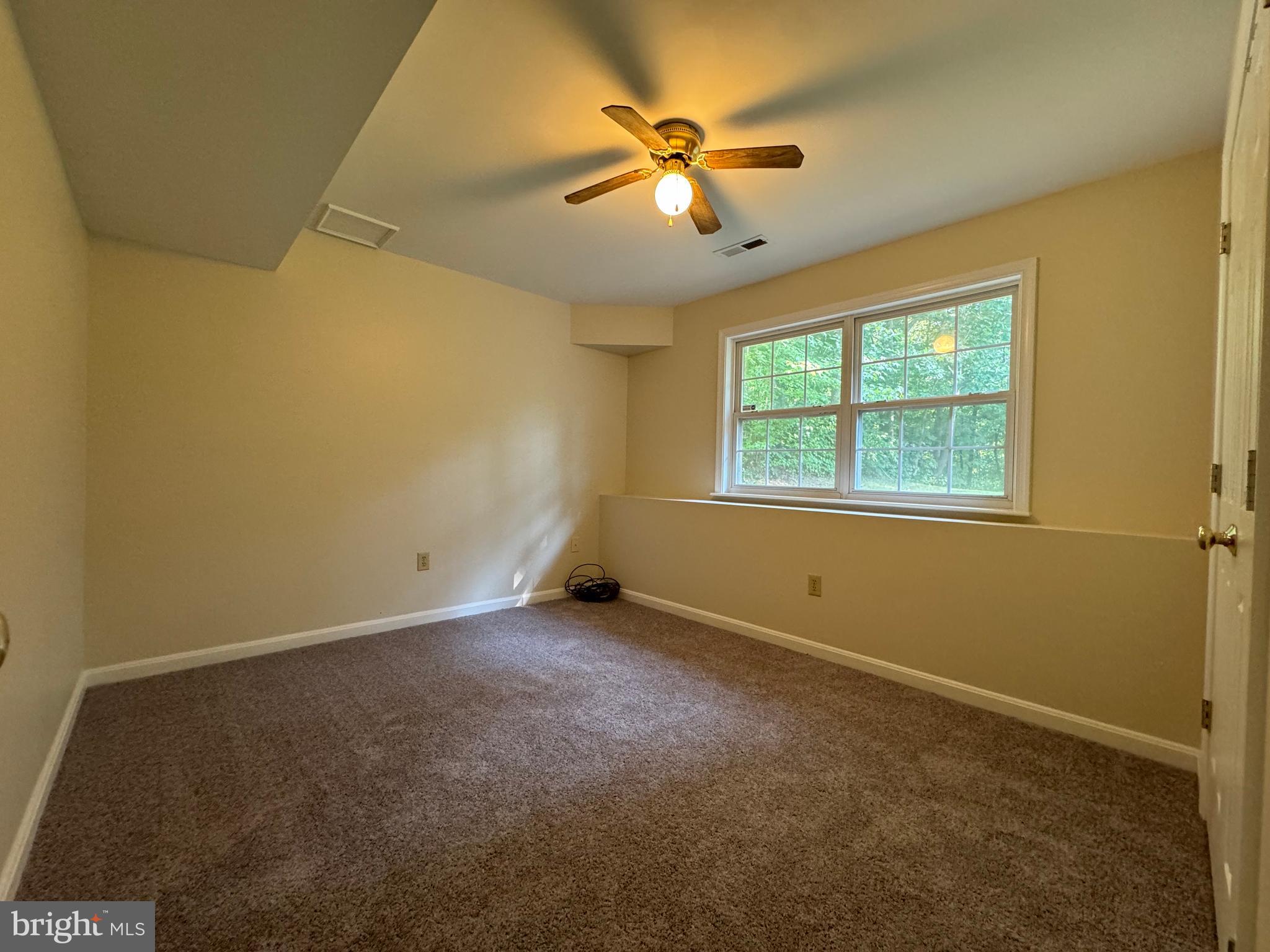 6811 SAWMILL CIRCLE