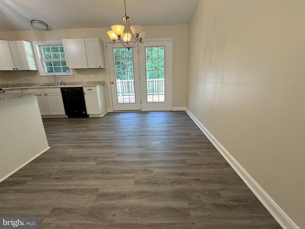 6811 SAWMILL CIRCLE