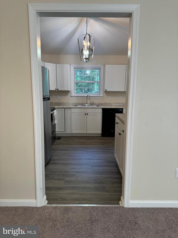 6811 SAWMILL CIRCLE