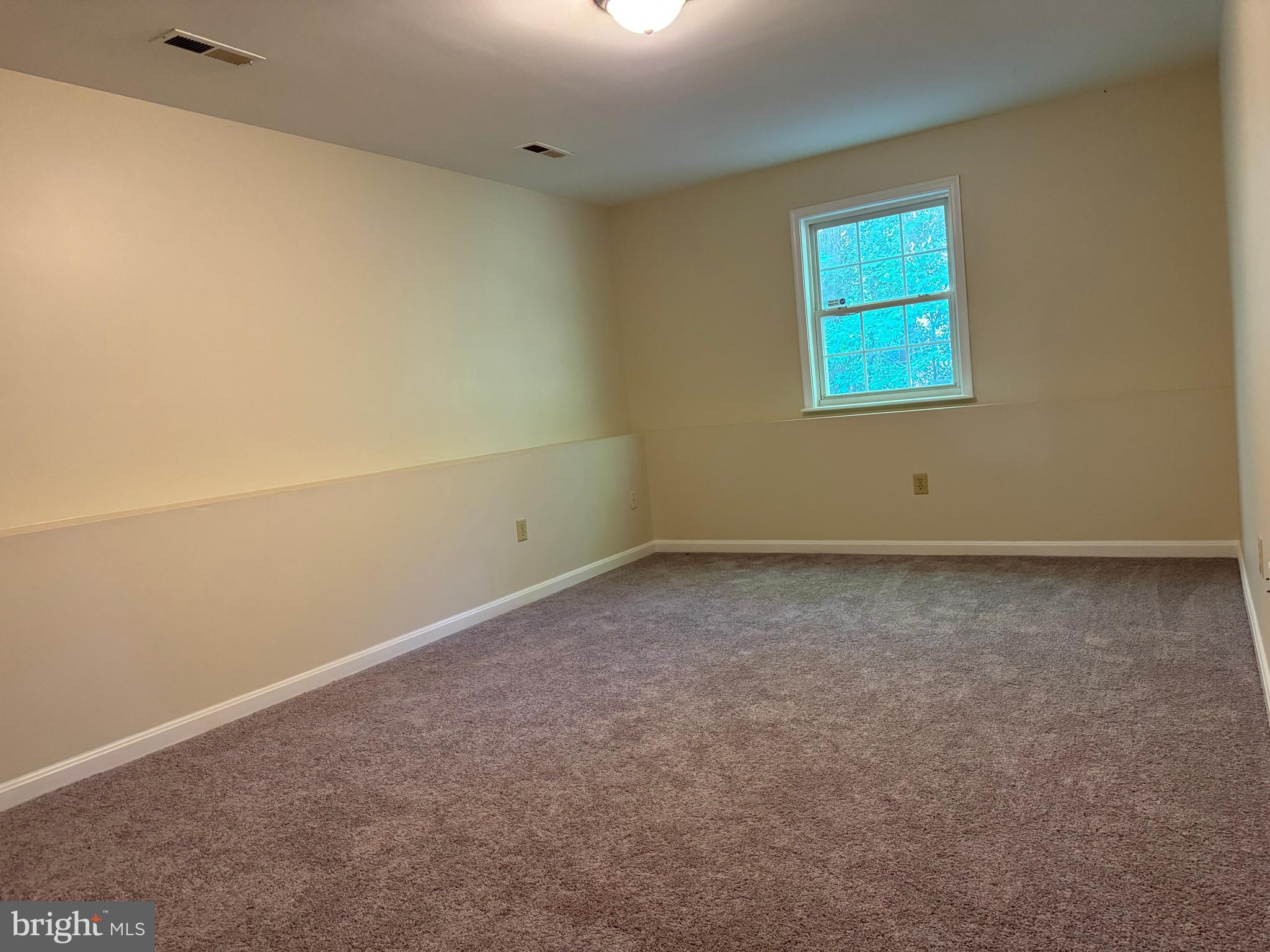 6811 SAWMILL CIRCLE