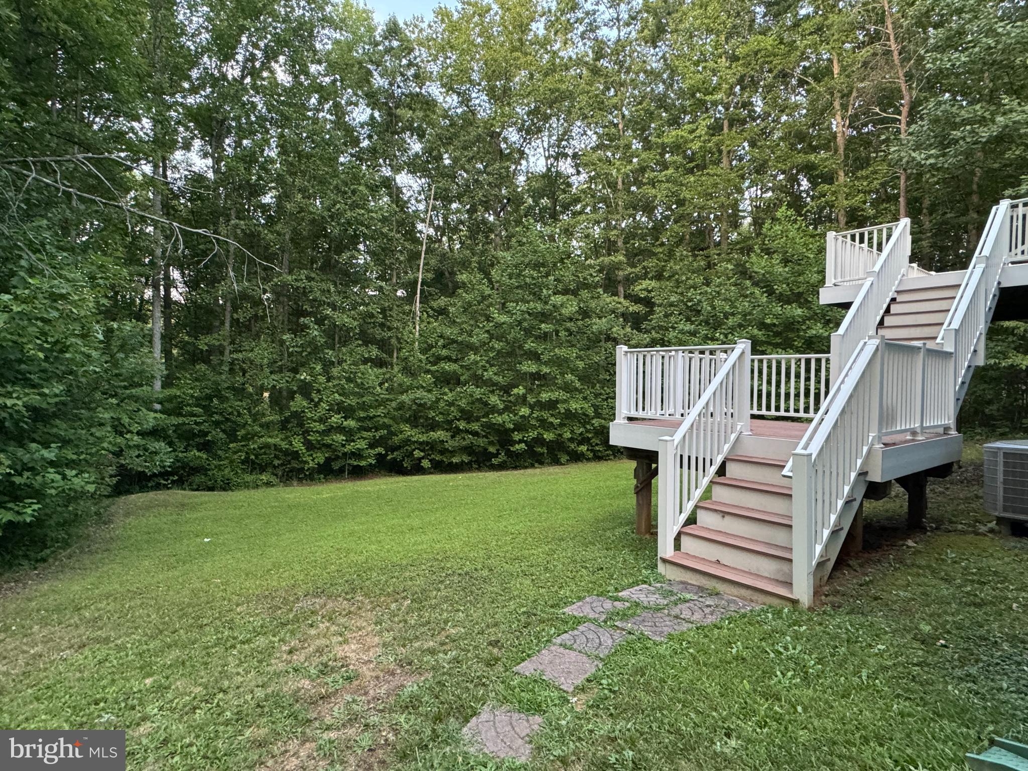 6811 SAWMILL CIRCLE