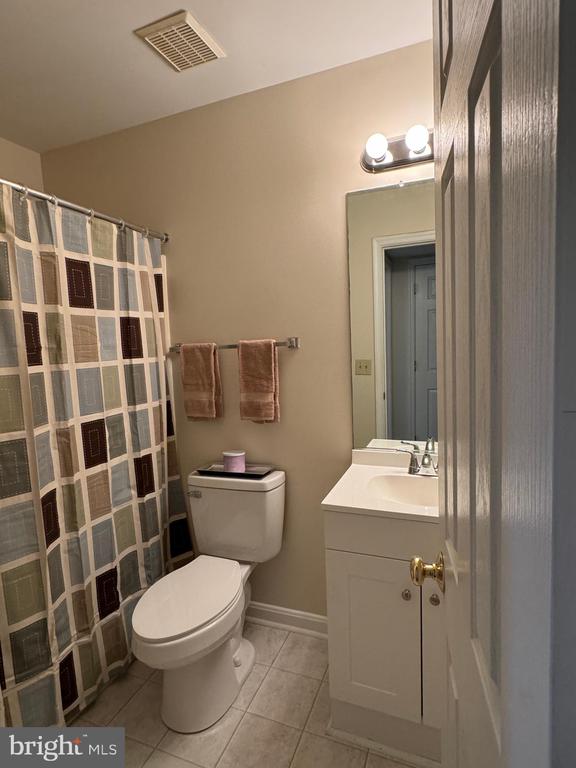 6811 SAWMILL CIRCLE