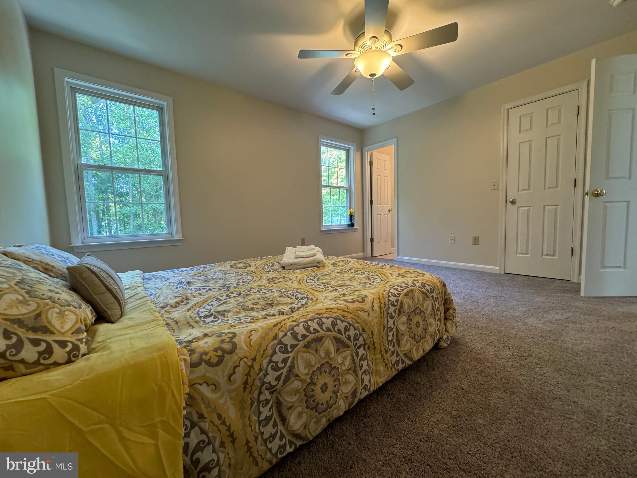 6811 SAWMILL CIRCLE