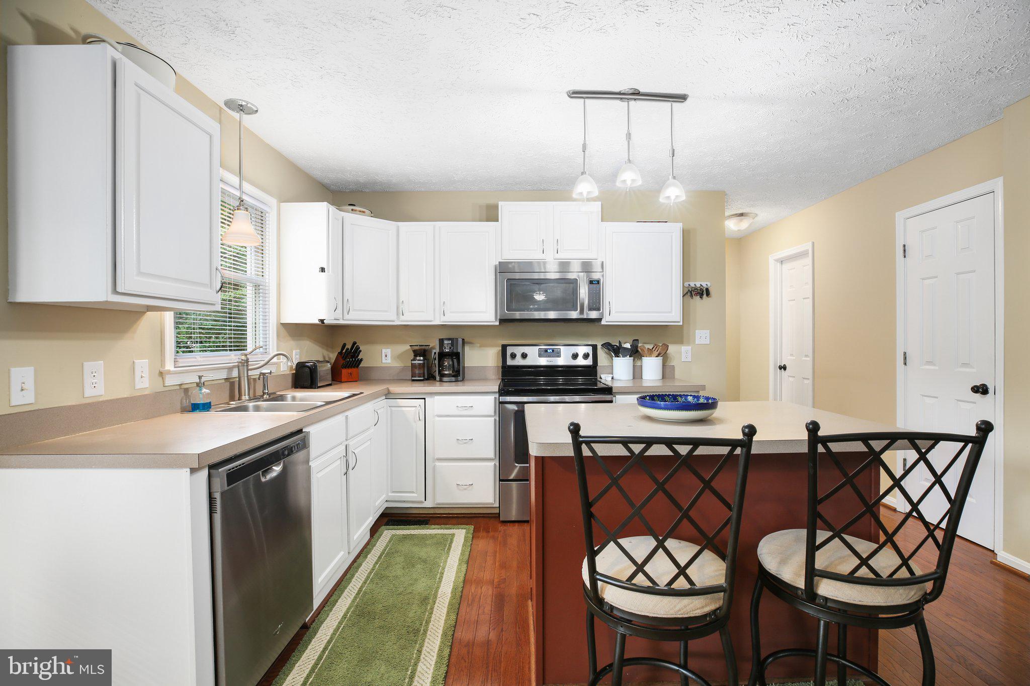 6414 SUGAR MAPLE COURT