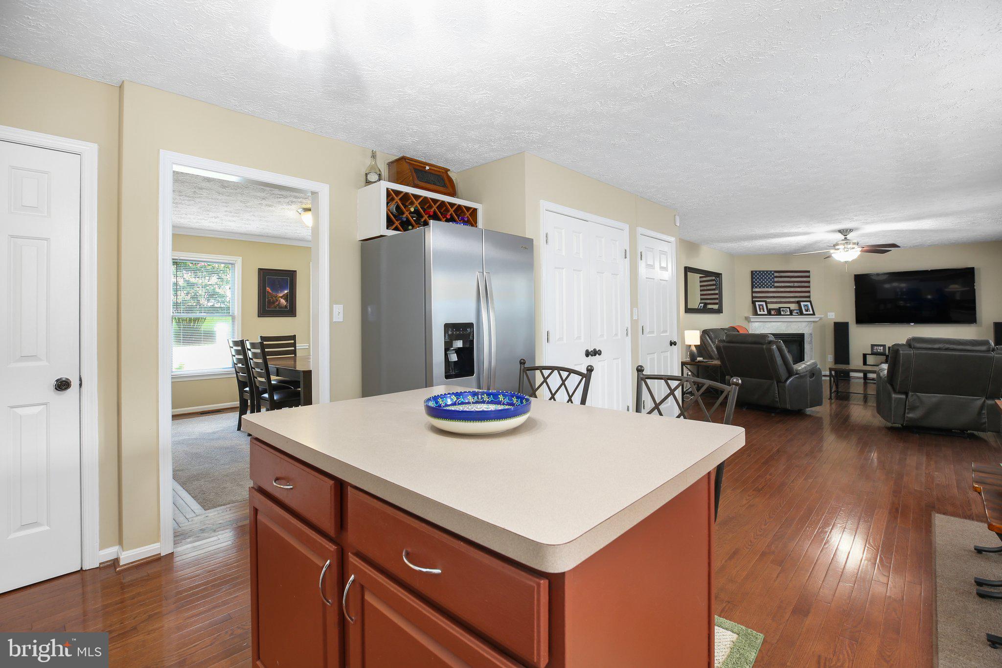 6414 SUGAR MAPLE COURT