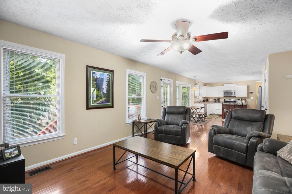 6414 SUGAR MAPLE COURT