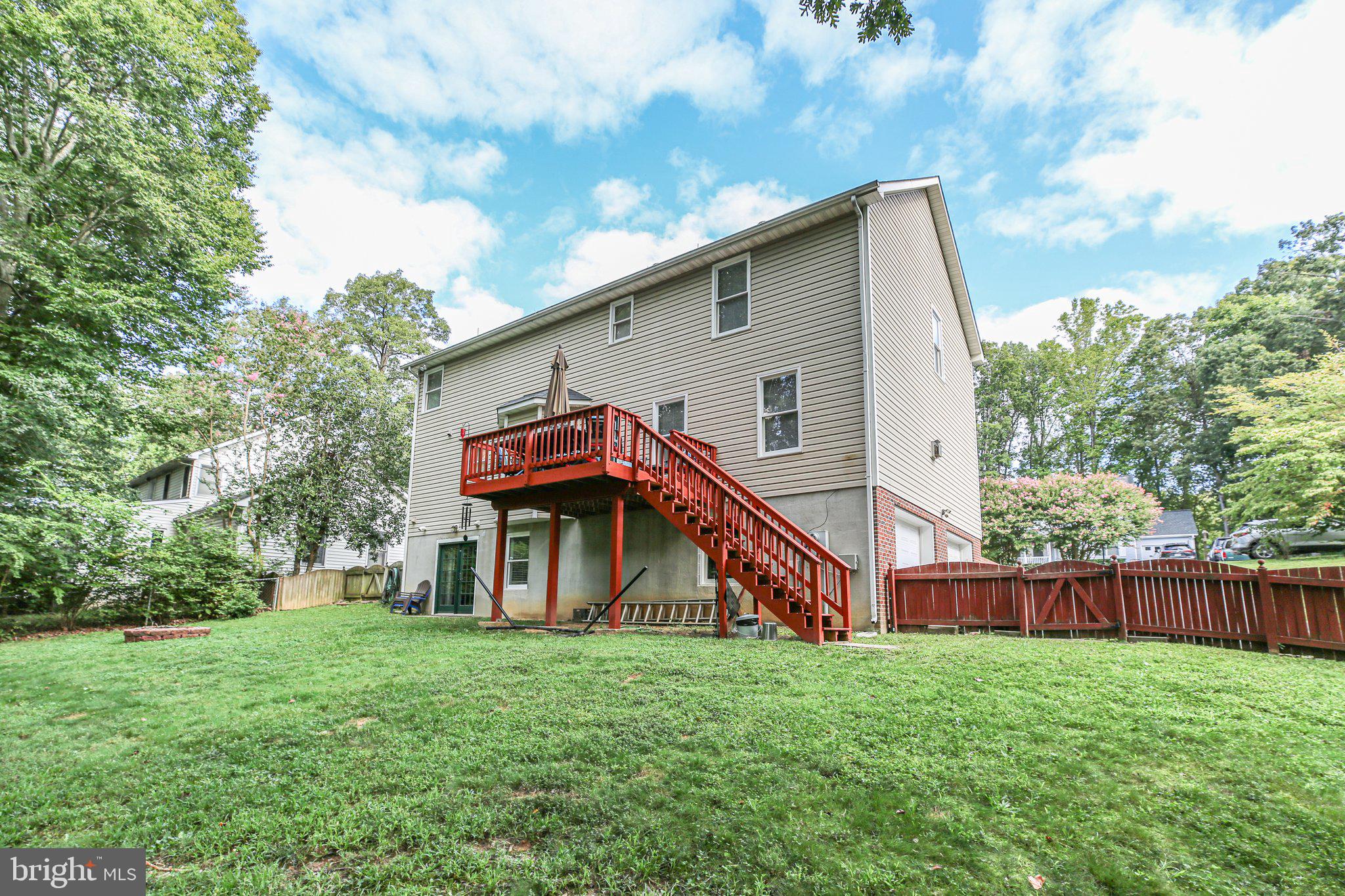 6414 SUGAR MAPLE COURT