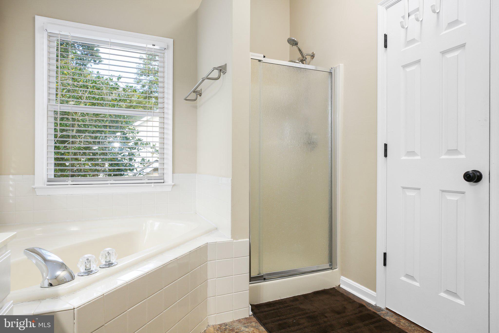 6414 SUGAR MAPLE COURT