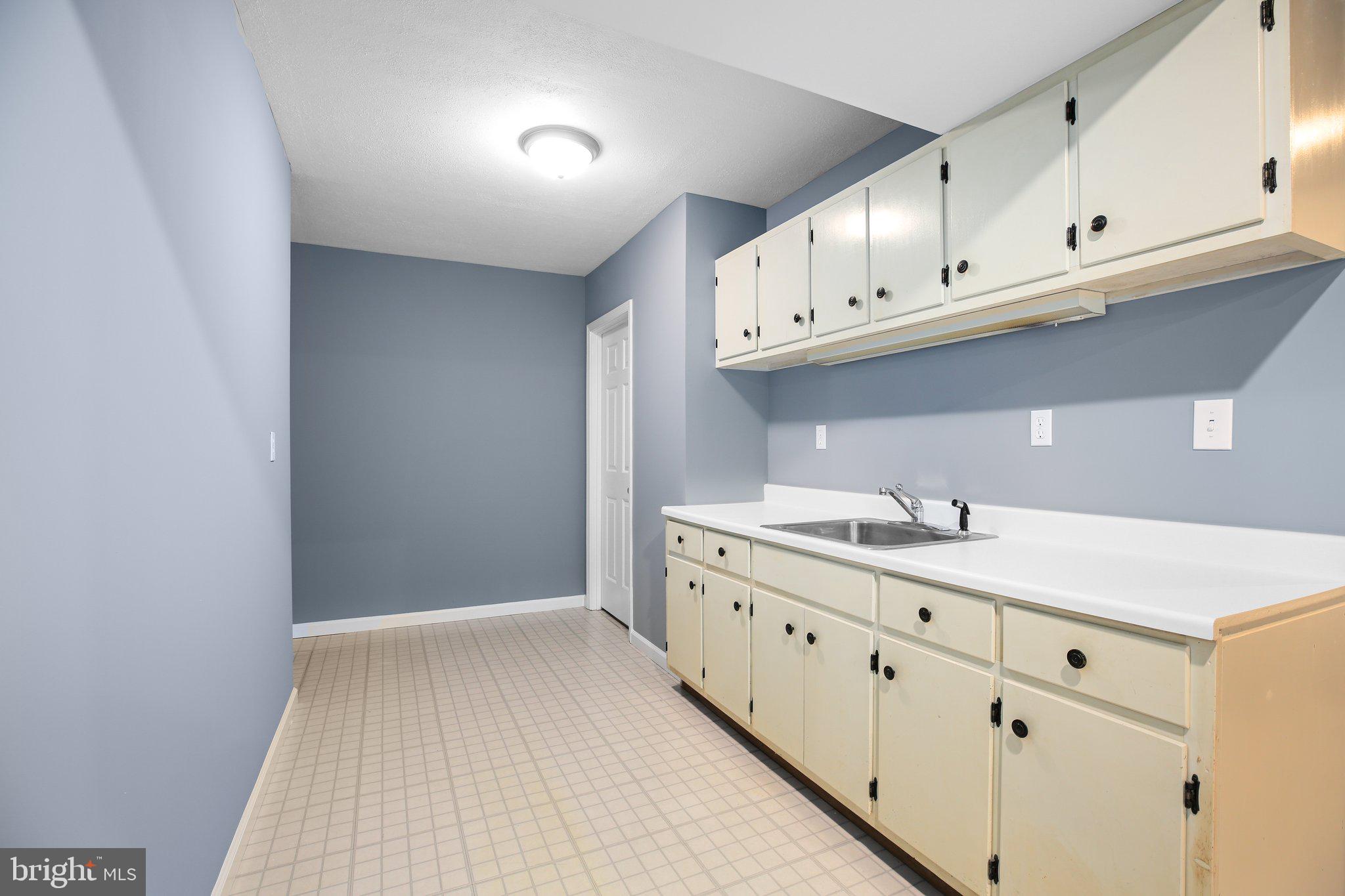 12805 FLINTLOCK DRIVE