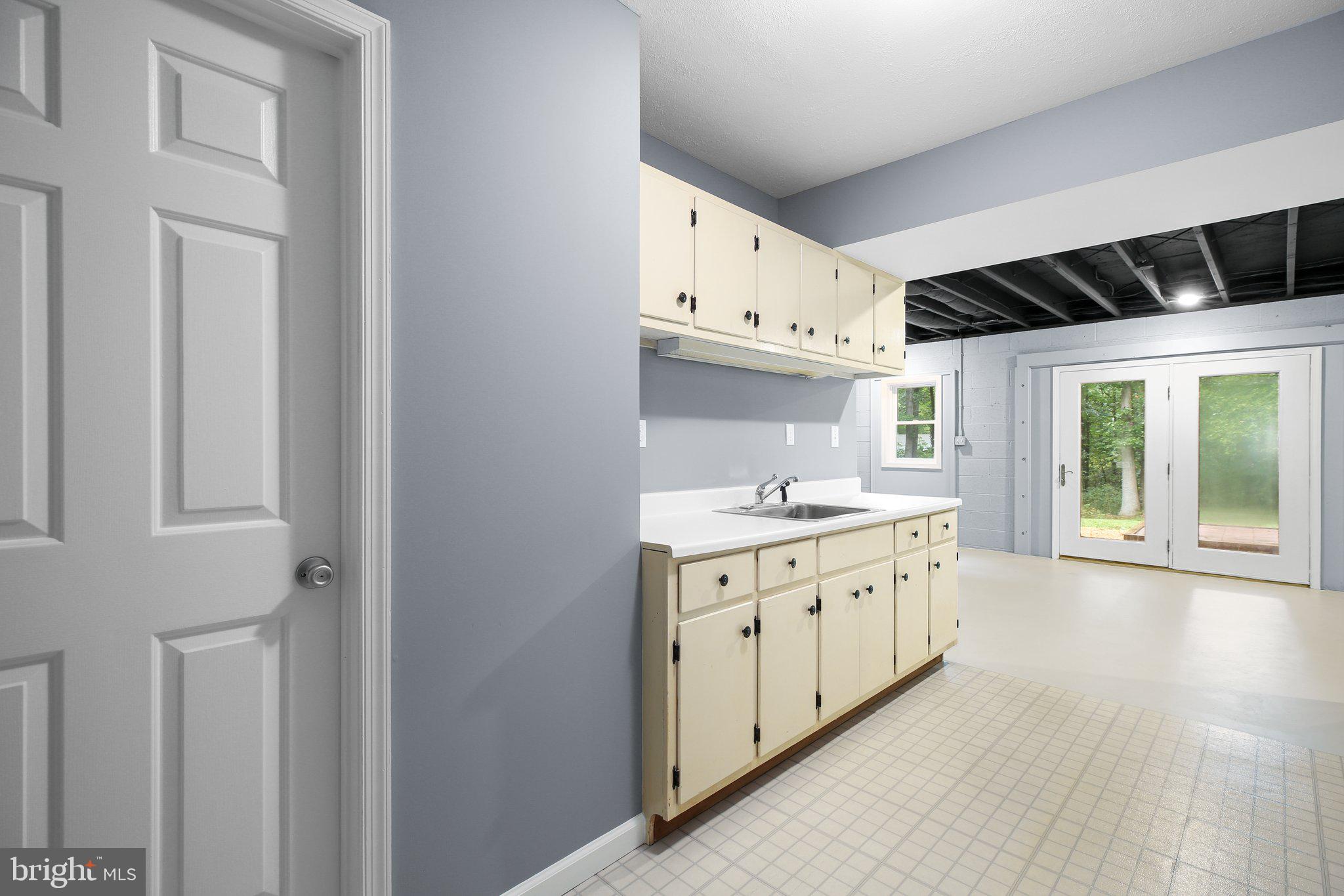 12805 FLINTLOCK DRIVE