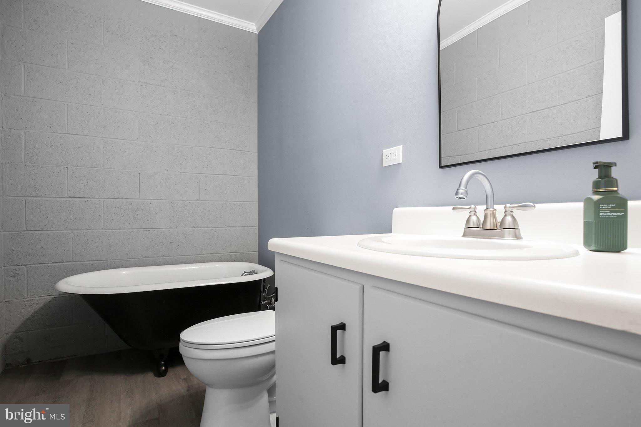 12805 FLINTLOCK DRIVE