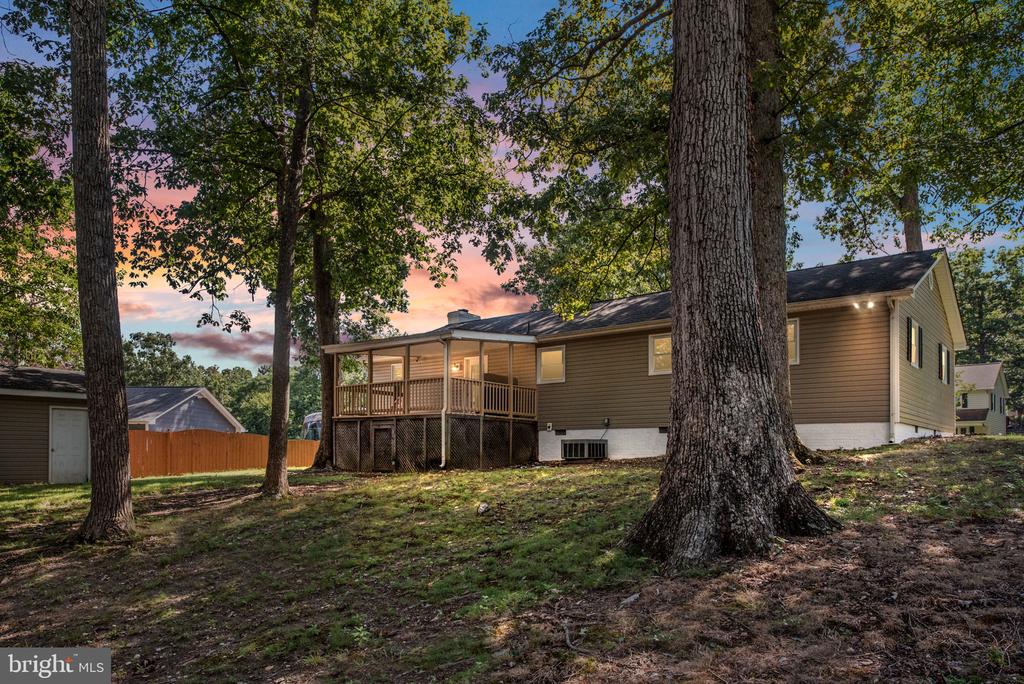 411 Mahogany Ln