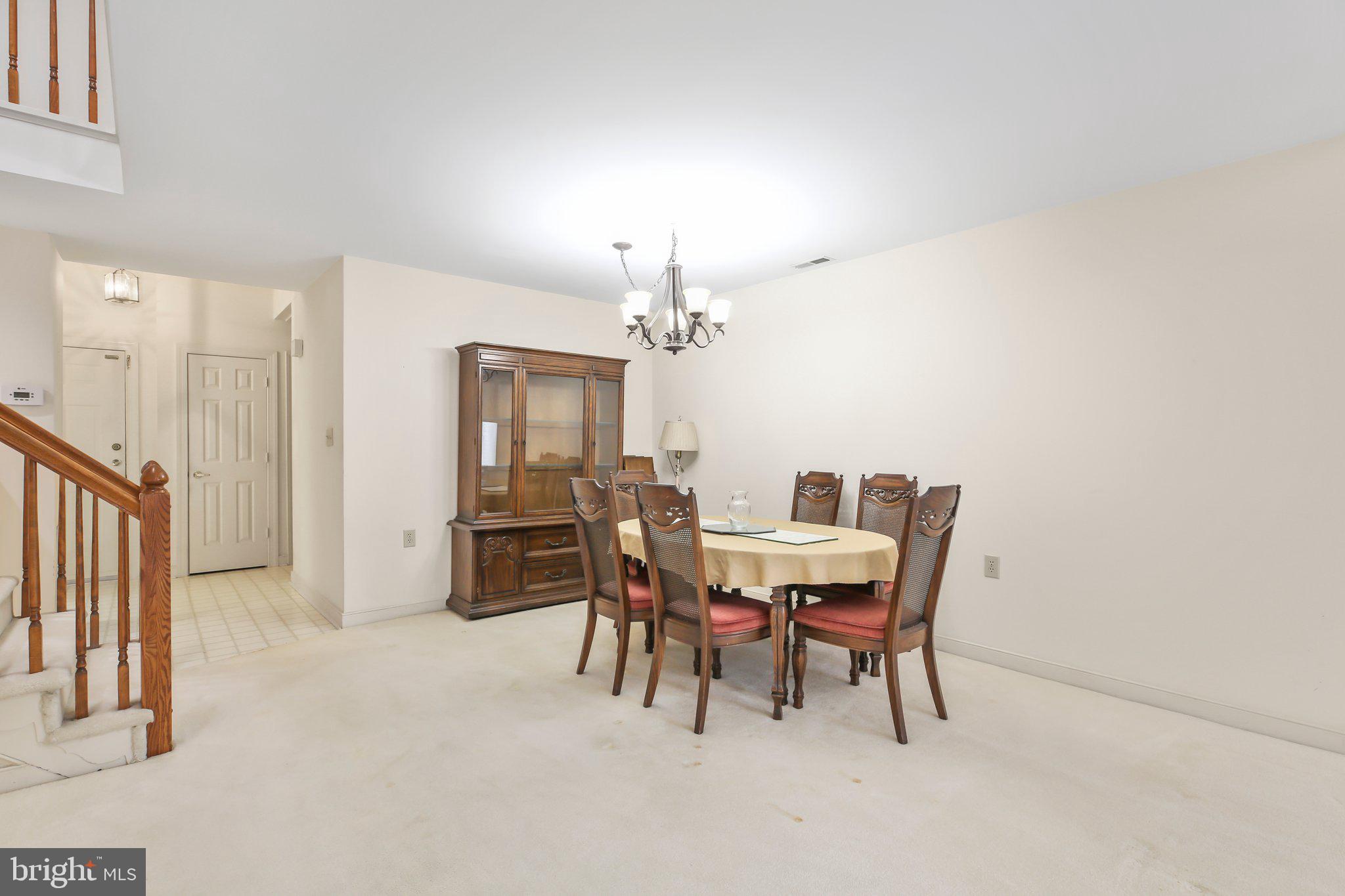 11483 CHARLESTON COURT