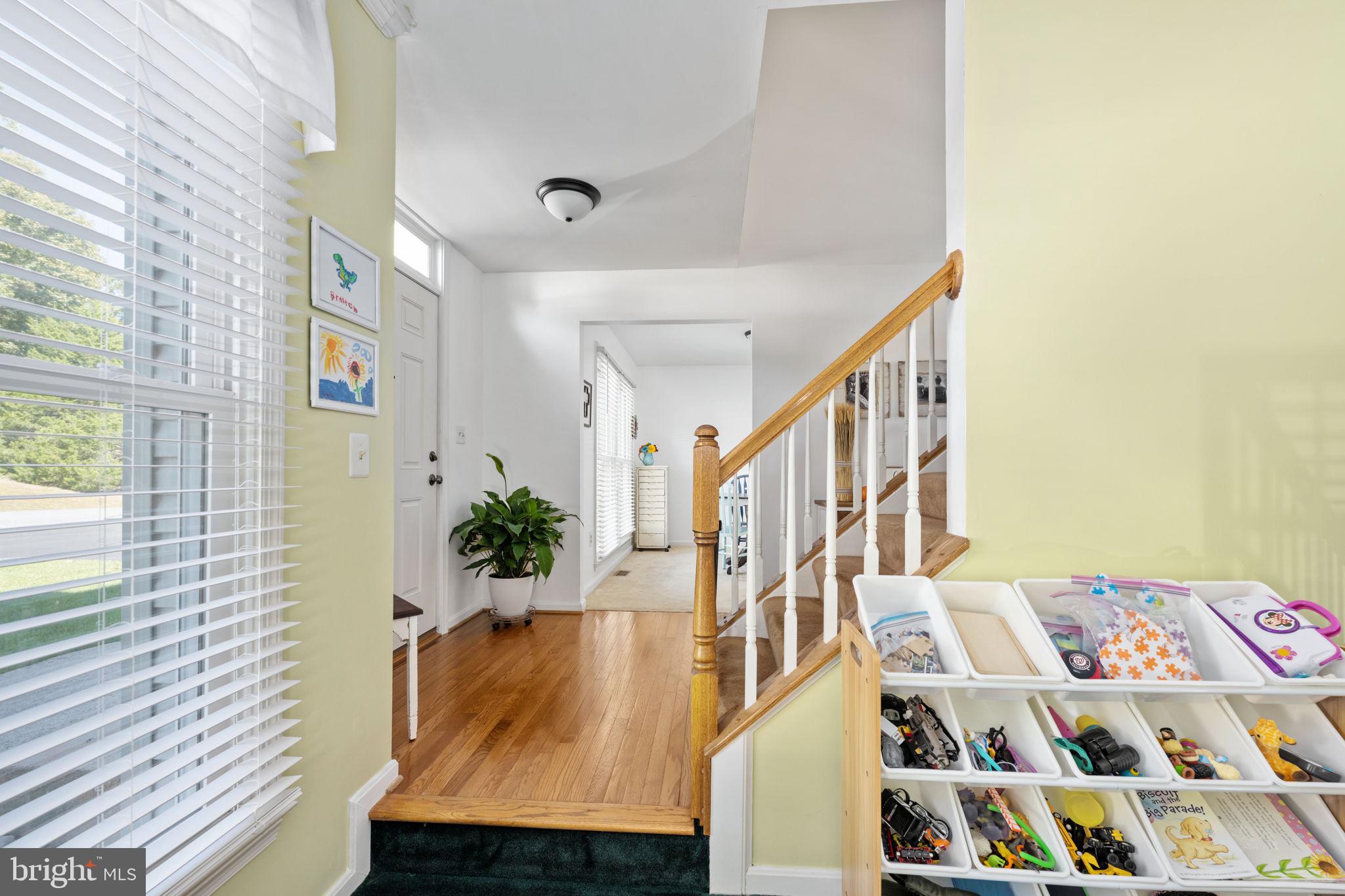 5020 Queensbury Cir