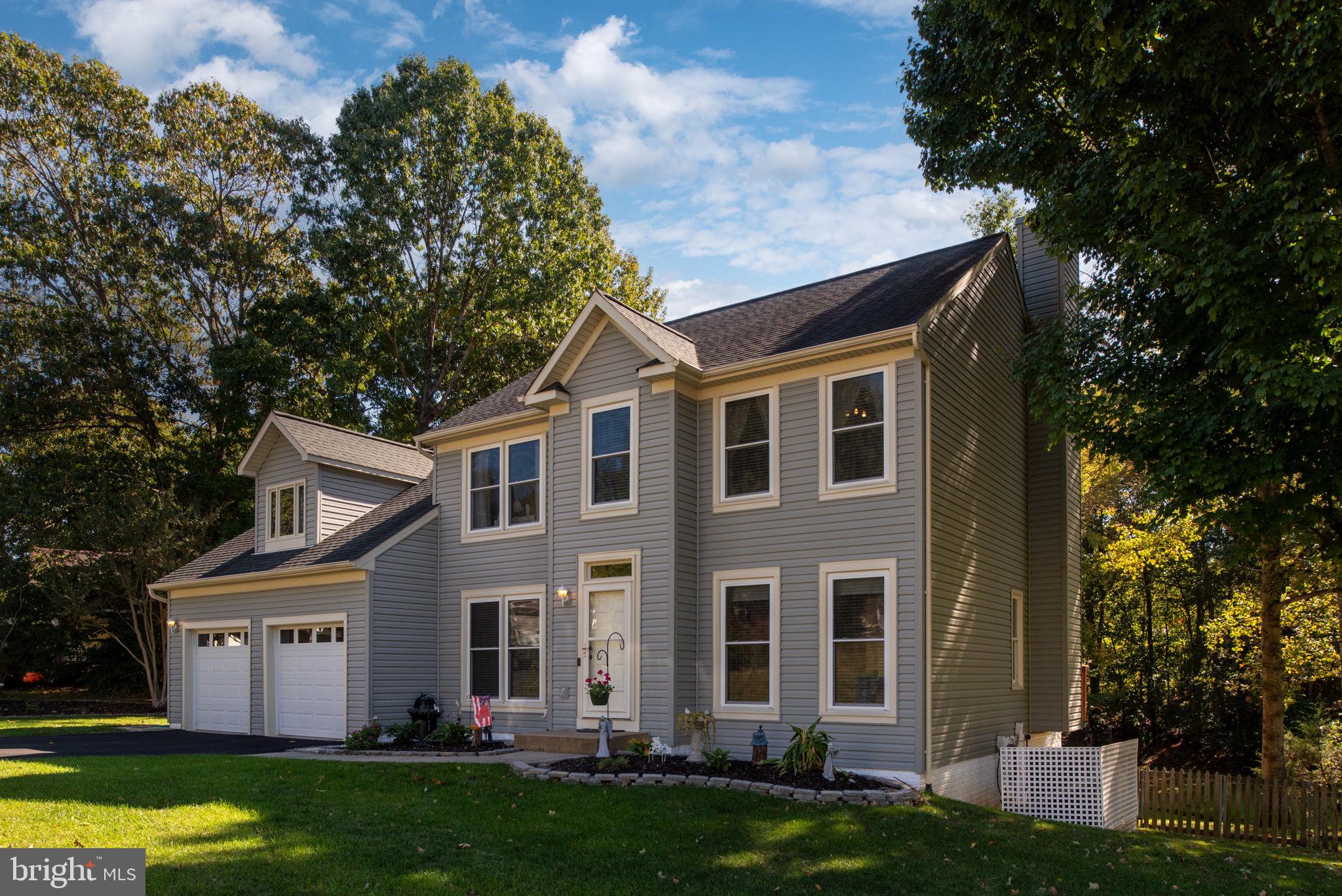 5020 Queensbury Cir