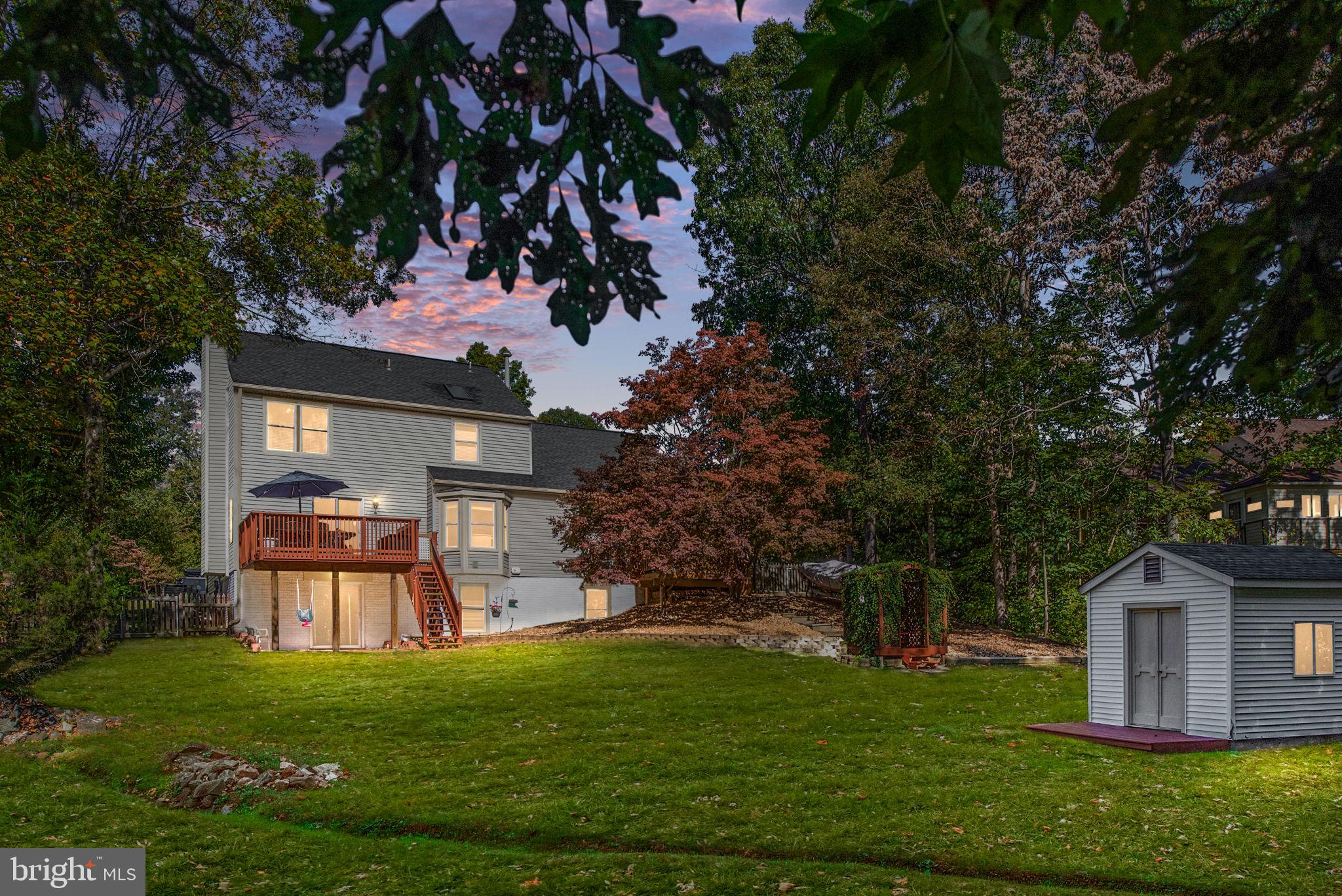 5020 Queensbury Cir