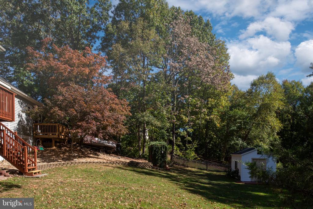 5020 Queensbury Cir
