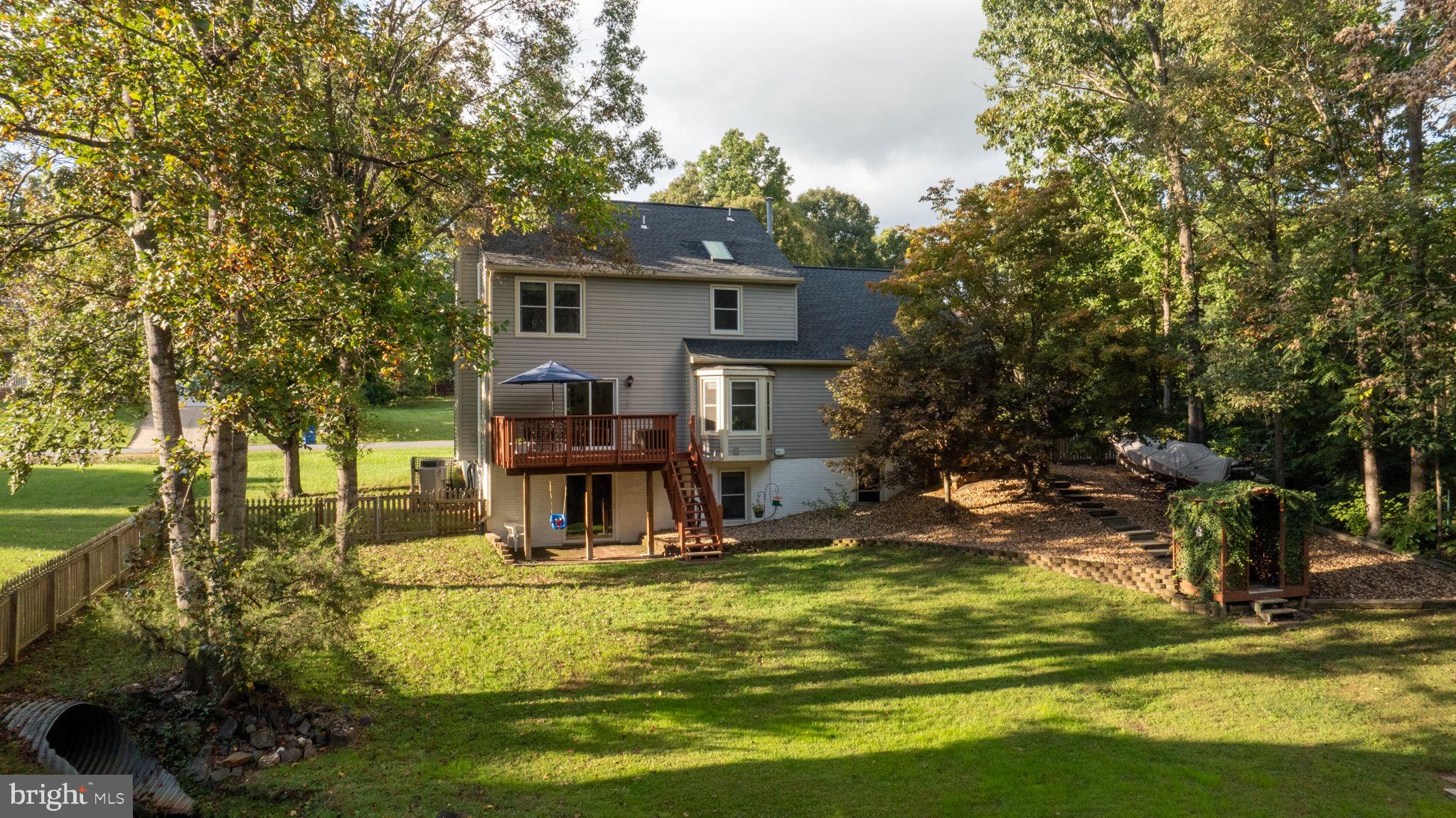 5020 Queensbury Cir