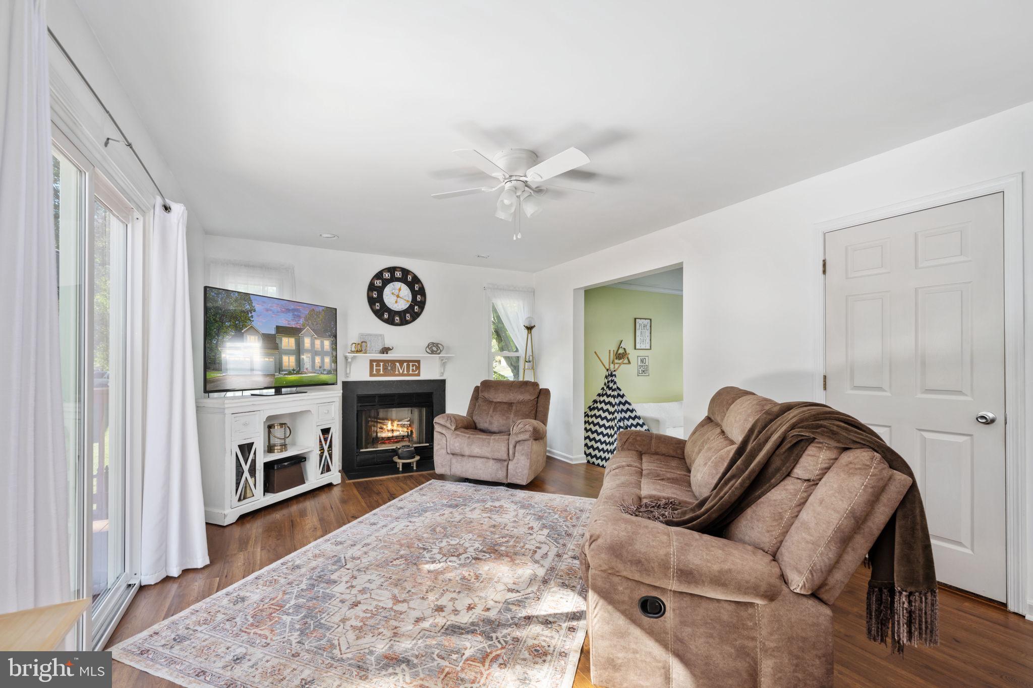 5020 Queensbury Cir