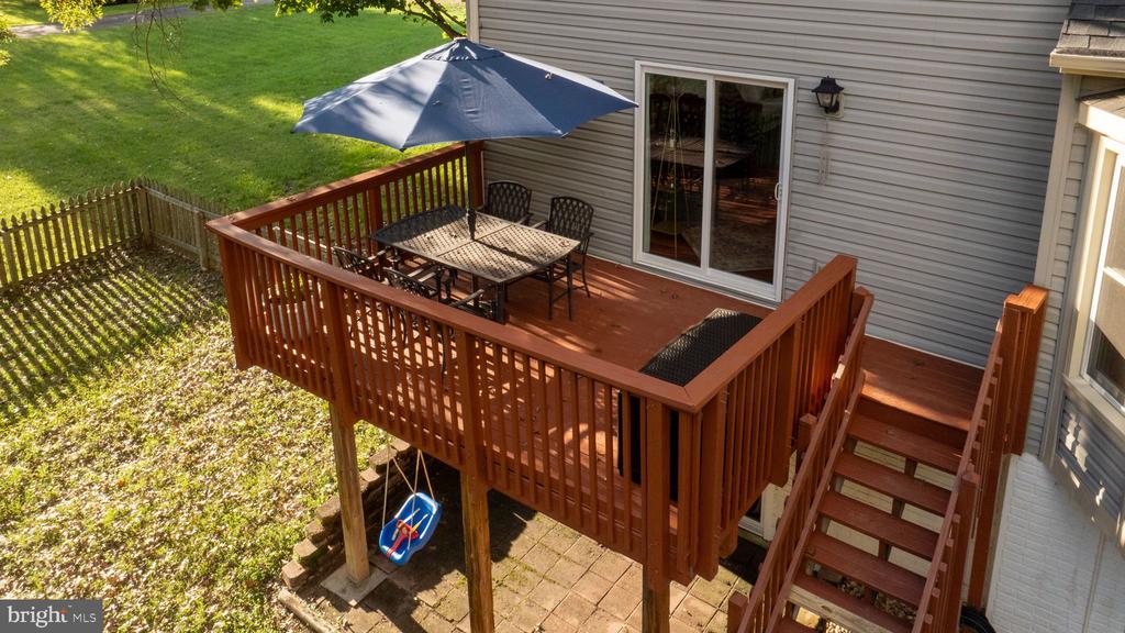 5020 Queensbury Cir