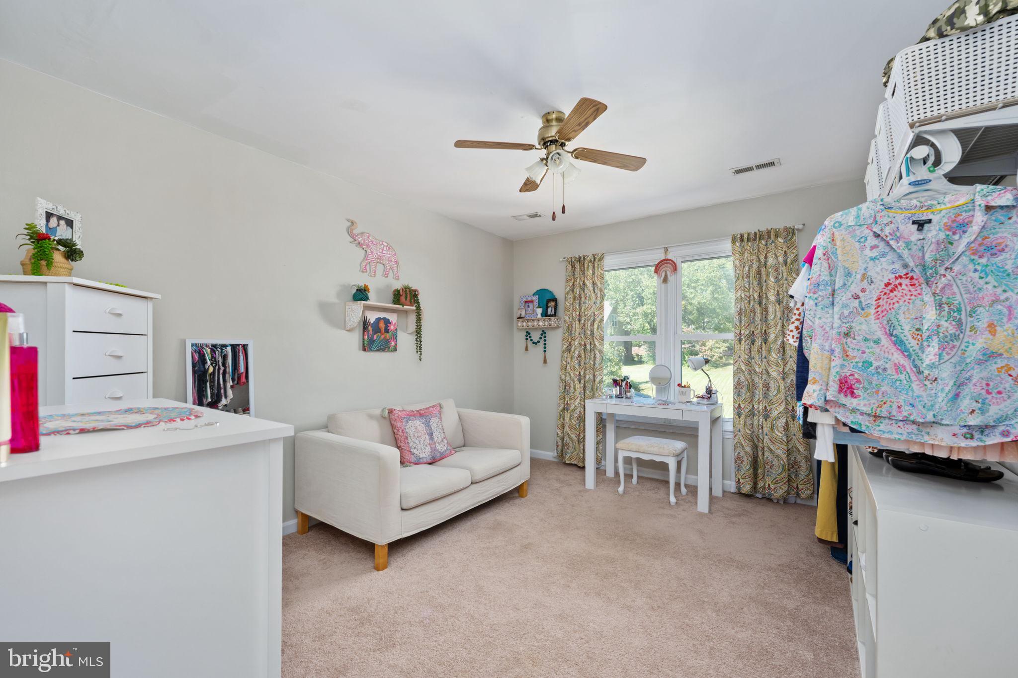 5020 Queensbury Cir
