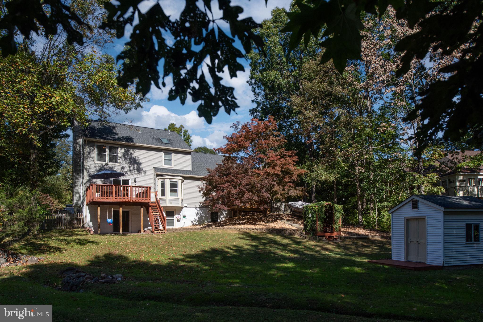 5020 Queensbury Cir