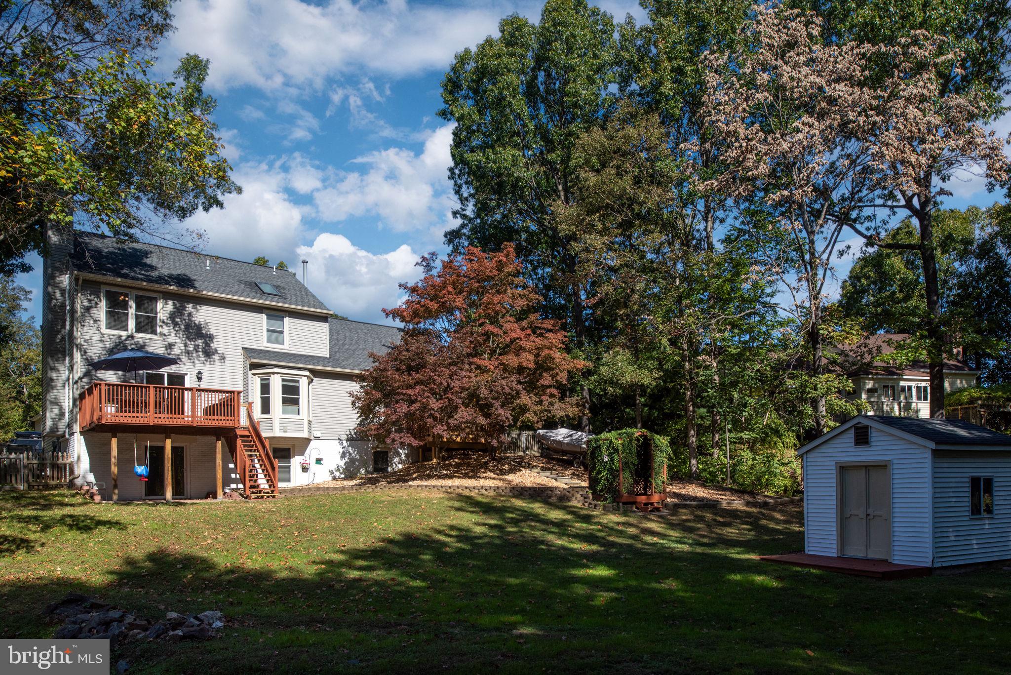 5020 Queensbury Cir
