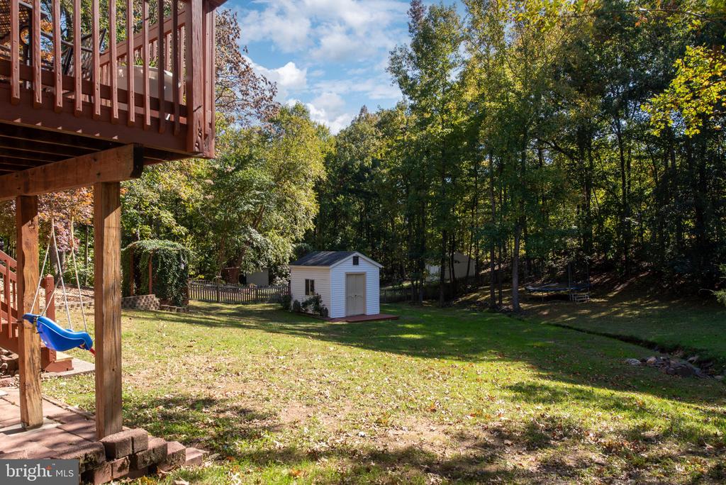 5020 Queensbury Cir